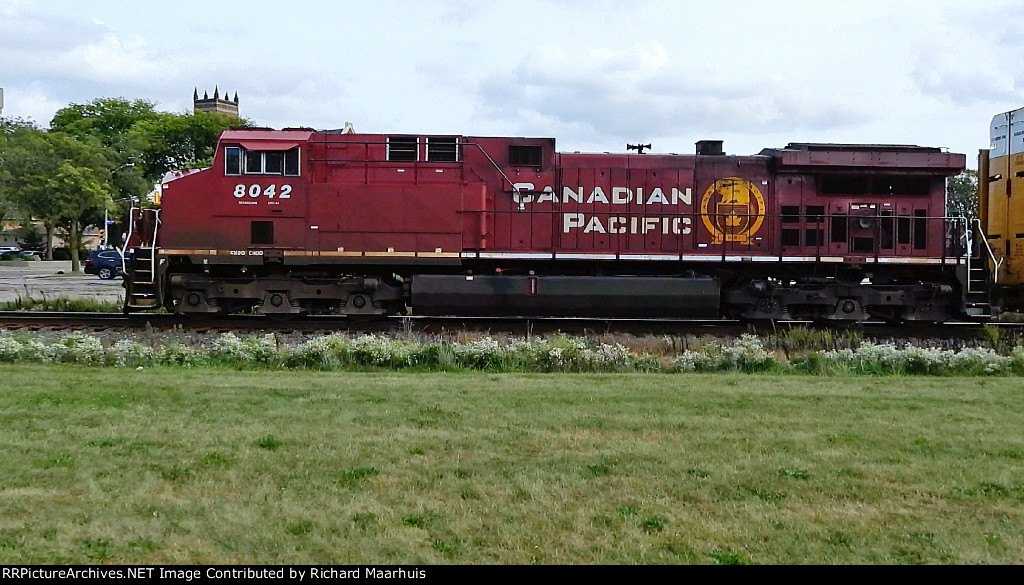 CP 8042